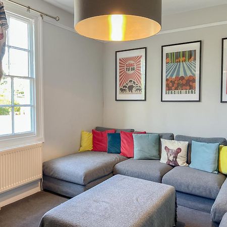 Arden Villa, Sleeps 8, Moments From The Golden Sandy Beach Of Ryde Ryde  Exterior foto