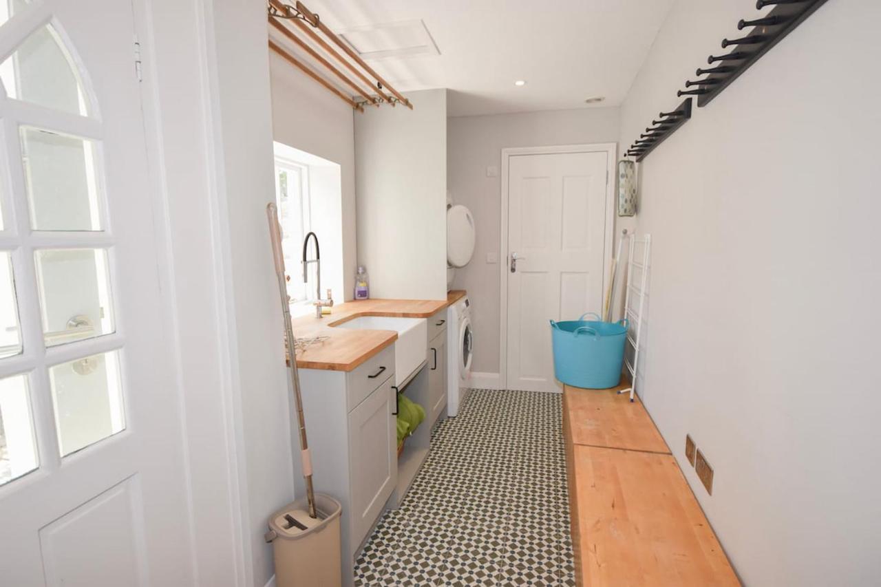 Arden Villa, Sleeps 8, Moments From The Golden Sandy Beach Of Ryde Ryde  Exterior foto